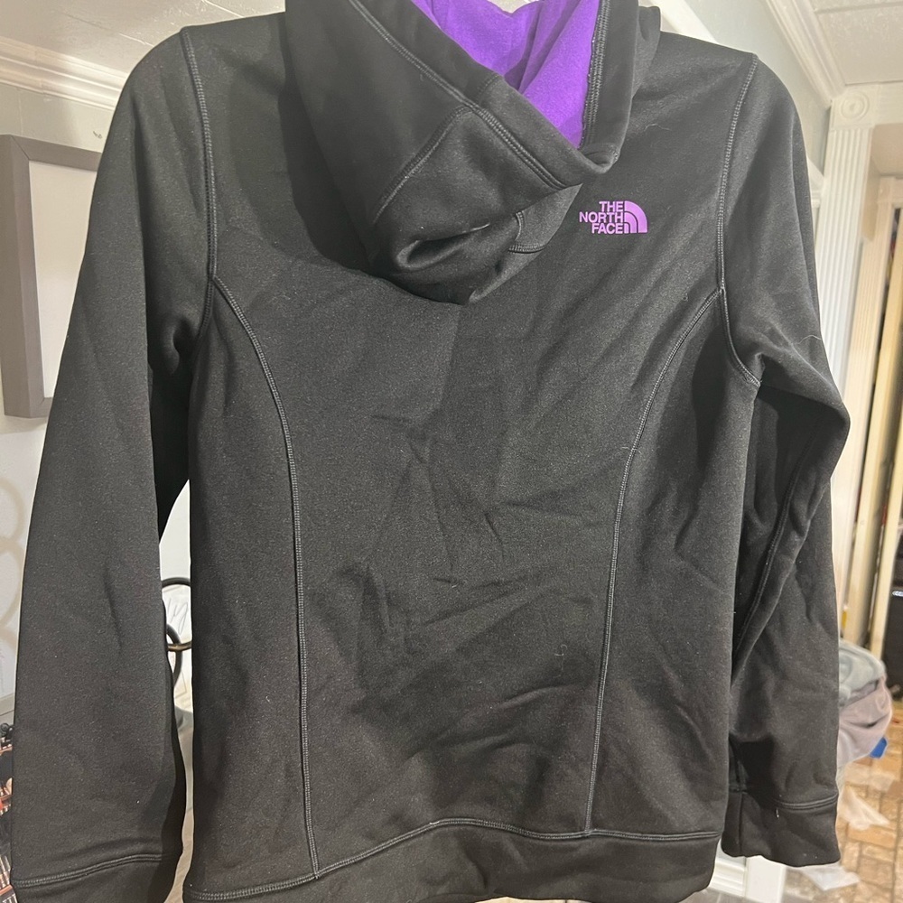 North Face Hoodie - Picture 5 of 5